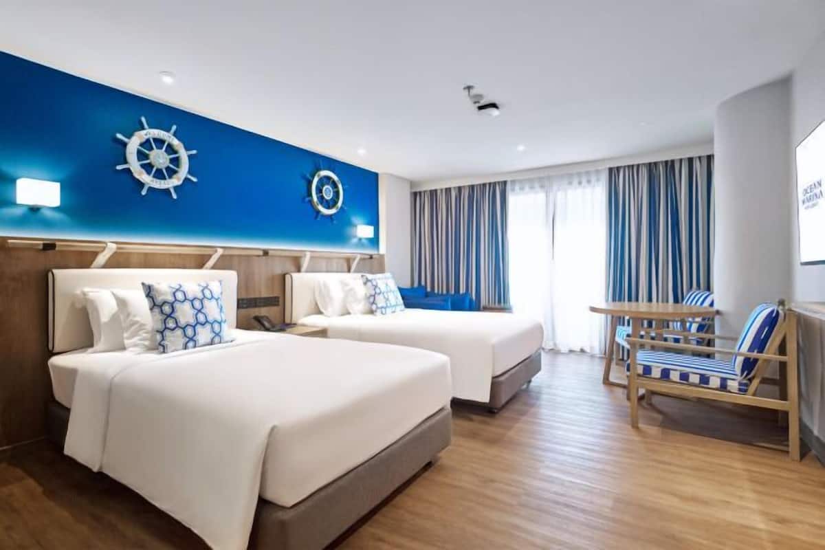 1 bedroom, premium bedding, minibar, in-room safe