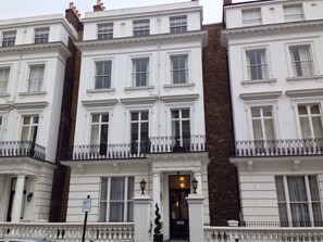 Fachada del alojamiento