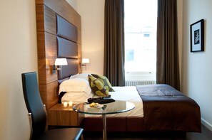 Superior-lägenhet, 1 rum | Sängtillbehör av högsta kvalitet och Select Comfort-madrasser