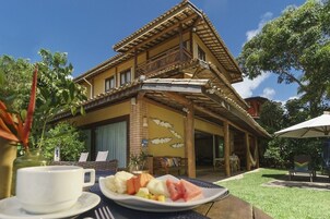 Breakfast, lunch, dinner served; Brazilian cuisine 