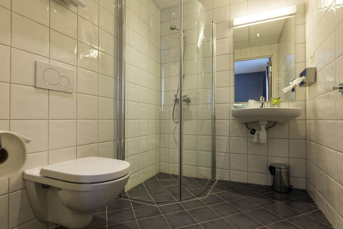 free toiletries, hair dryer, towels