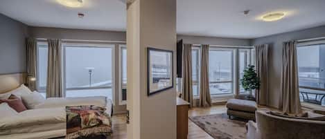 Junior Suite with Fjordview | Ausblick vom Zimmer