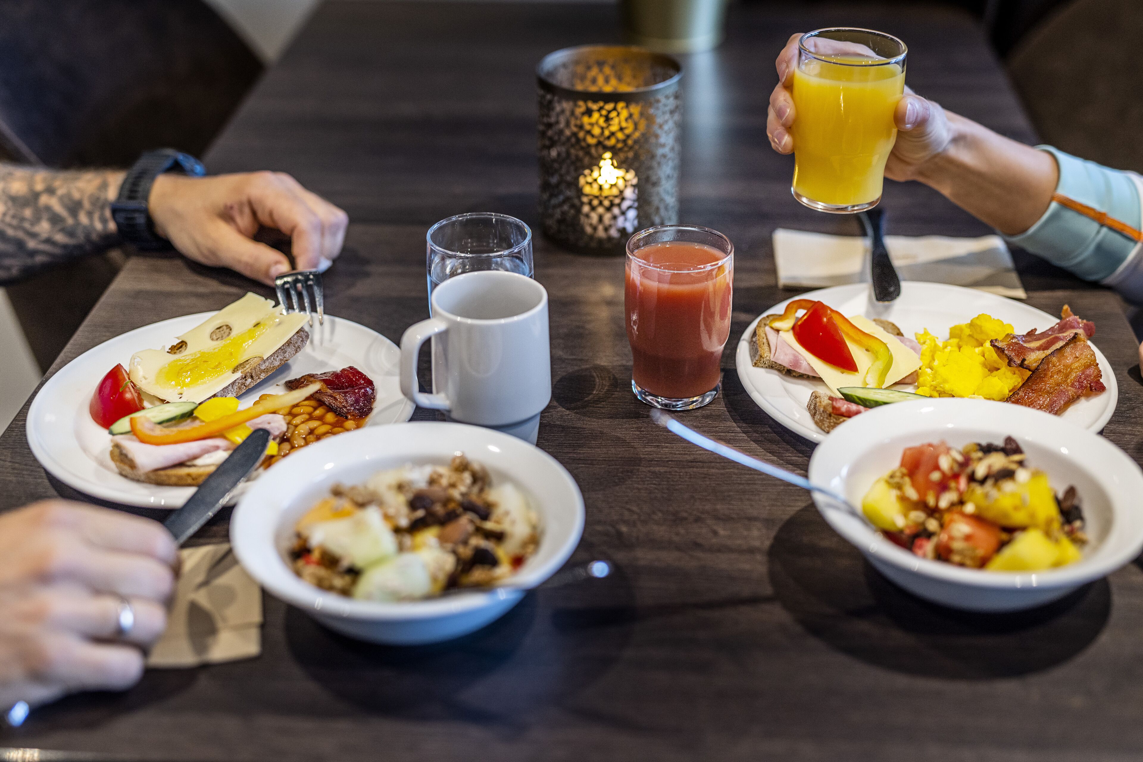 free daily buffet breakfast