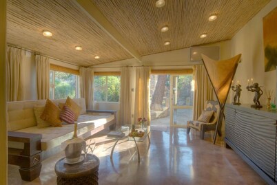 Villa Honeywood Guest House