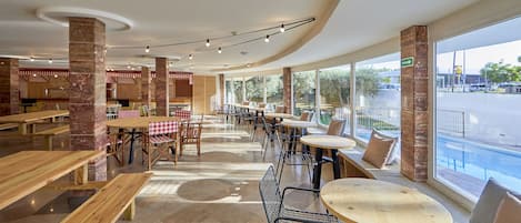 Food court