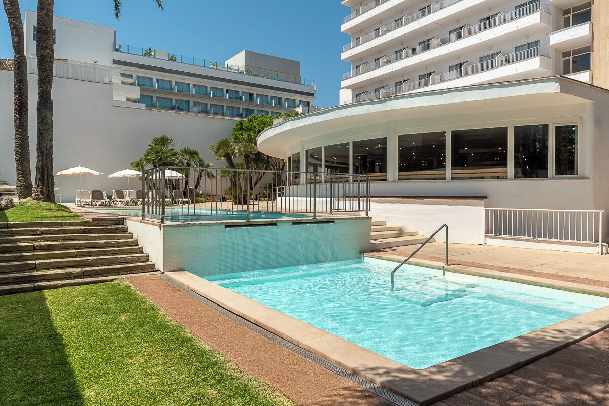 tent Playa de Palma, Palma de Mallorca: 2026 Info, Photos, Reviews | Book  at Hotels.com