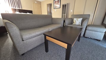 Desk, iron/ironing board, free WiFi, bed sheets