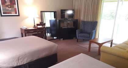 Monroe Motel