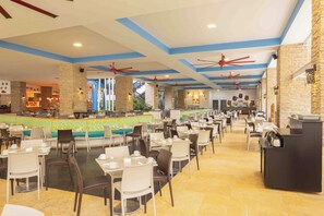 4 restaurants servant le déjeuner