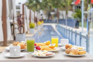Petit déjeuner buffet