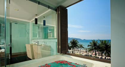 B-Lay Tong Beach Resort