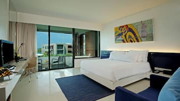 Premium bedding, free minibar items, in-room safe