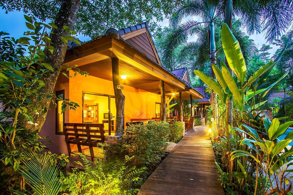 Sunda Resort