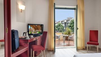 Camera Superior con letto matrimoniale o 2 letti singoli, balcone | Minibar, una cassaforte in camera, insonorizzazione, Wi-Fi gratuito