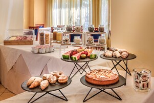 Daily buffet breakfast (EUR 15 per person)
