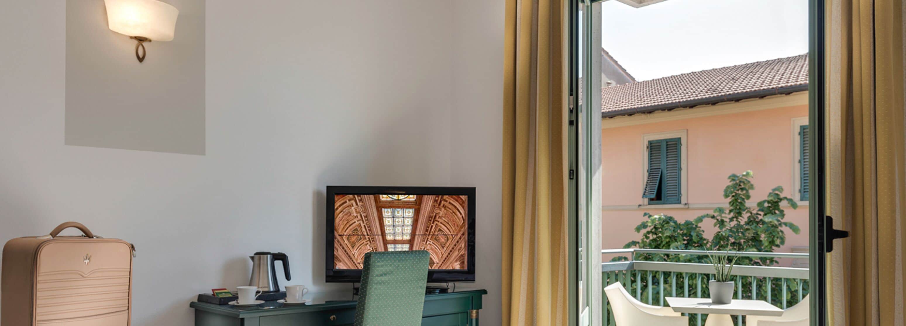 superior double room, balcony | 1 bedroom, minibar, in-room safe, soundproofing