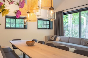 Villa (Cleaning fee + 360 Eur per stay)