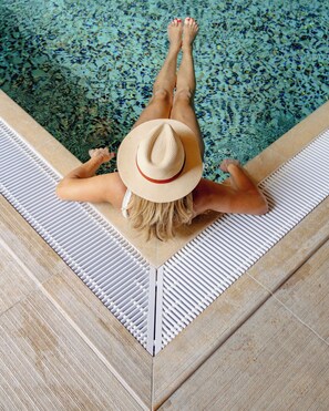 Indoor pool - blooming Hotel (Bergen)