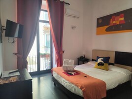 Minibar, una cassaforte in camera, insonorizzazione, Wi-Fi gratuito