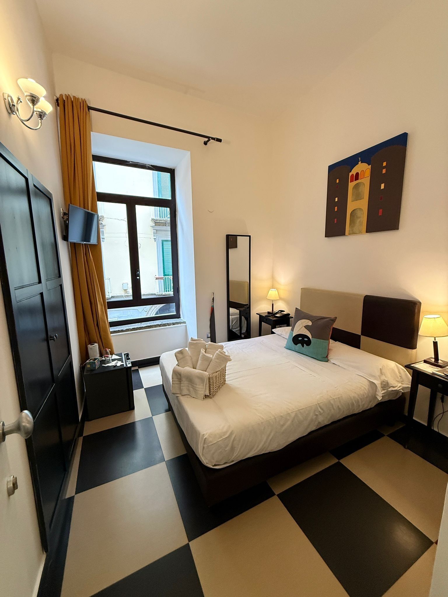 Dobbeltrom for 1 person – basic, 1 soverom | Minibar, safe på rommet, lydisolert og wi-fi (inkludert)