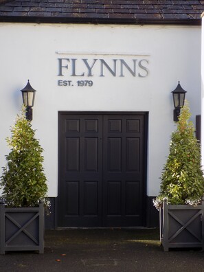Exterior - Flynns of Termonfeckin (Termonfeckin)
