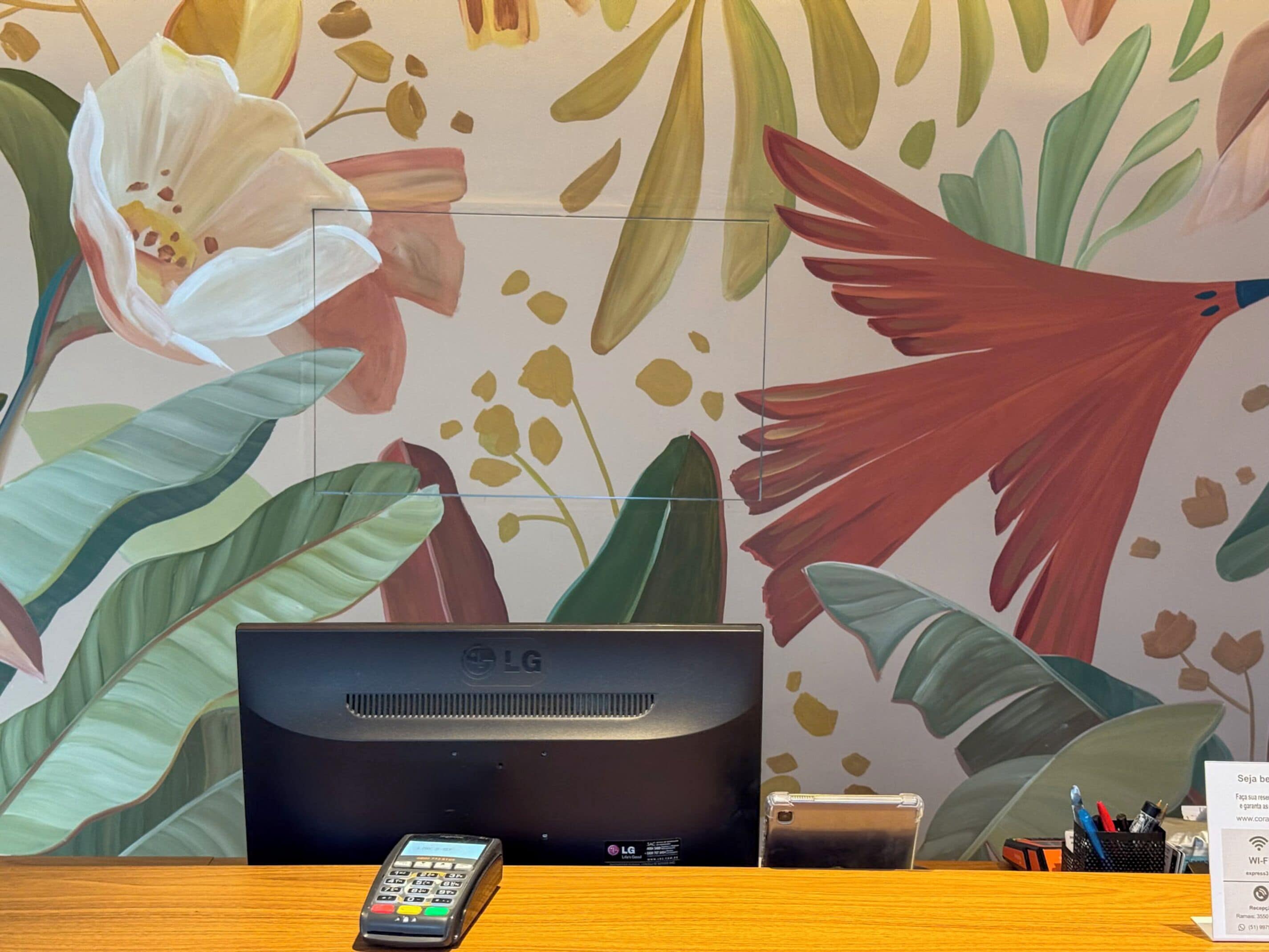 Foto - CORAL EXPREss 15 min de carro da Pucrs, proxy Mae de Deus e Ernesto Dorneles