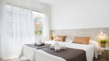 1 habitación, decoración personalizada y muebles diferentes