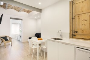 Télévision à écran plasma de 45 pouces avec chaßnes numériques