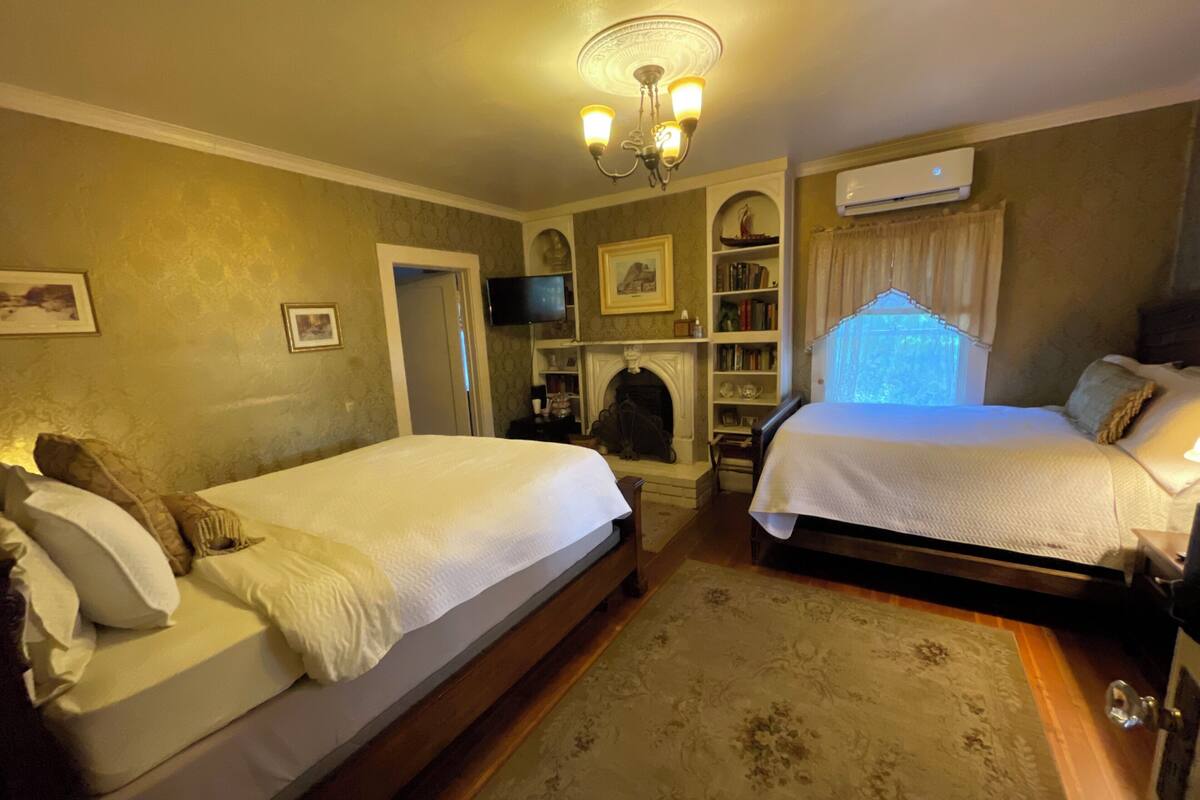 Basic Room, 1 Bedroom (Edinburgh) | Iron/ironing board, free WiFi, bed sheets