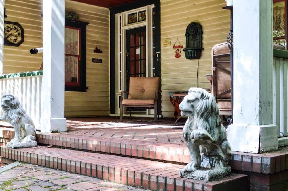 Glen Morey Country House B & B Inn