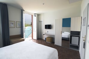 Double Room, Balcony, Lake View