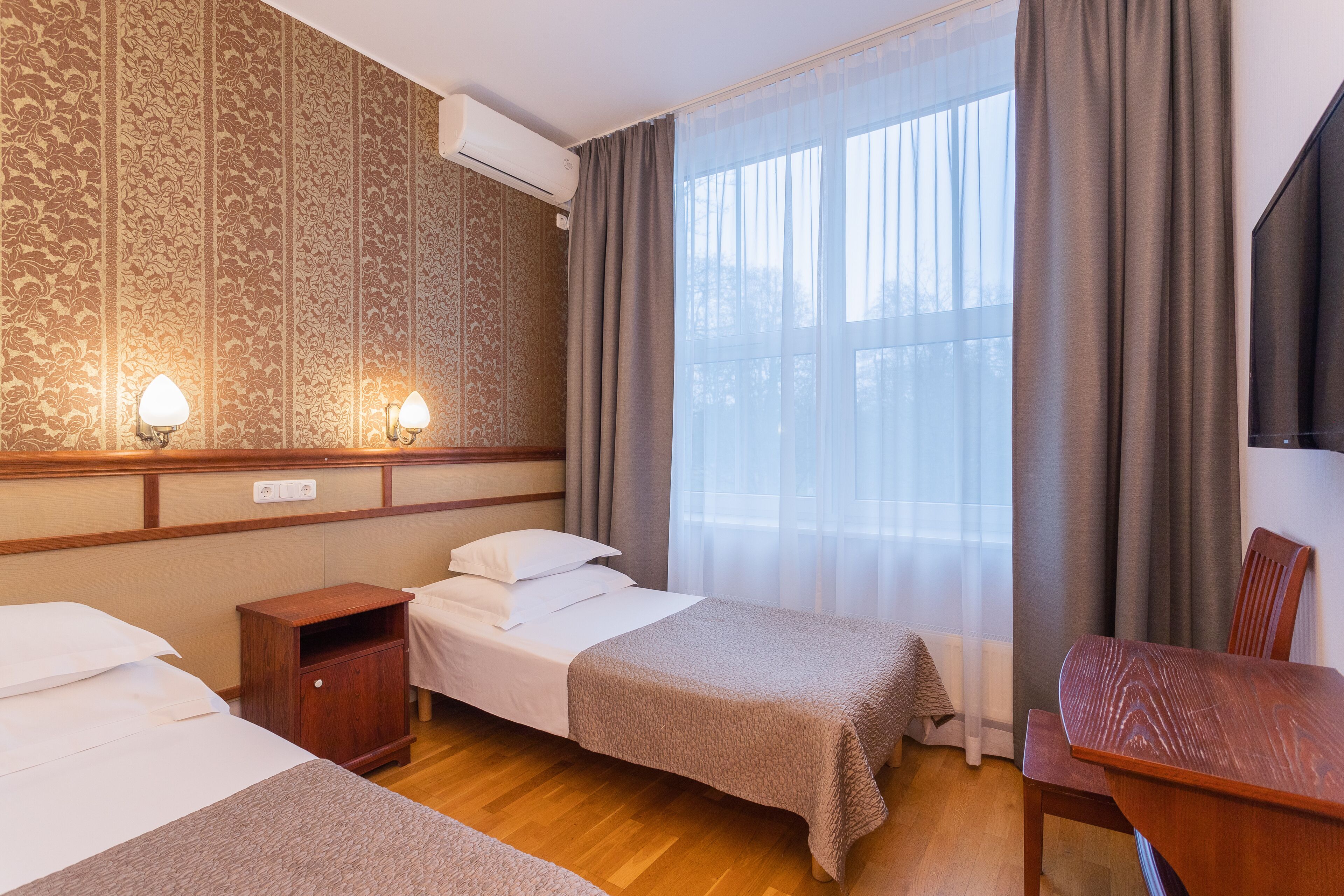 double or twin room | minibar, in-room safe, desk, soundproofing