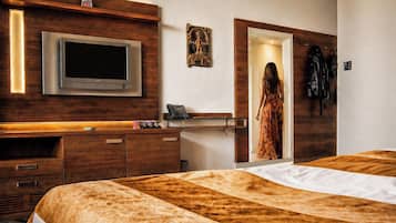 1 bedroom, minibar, in-room safe, desk