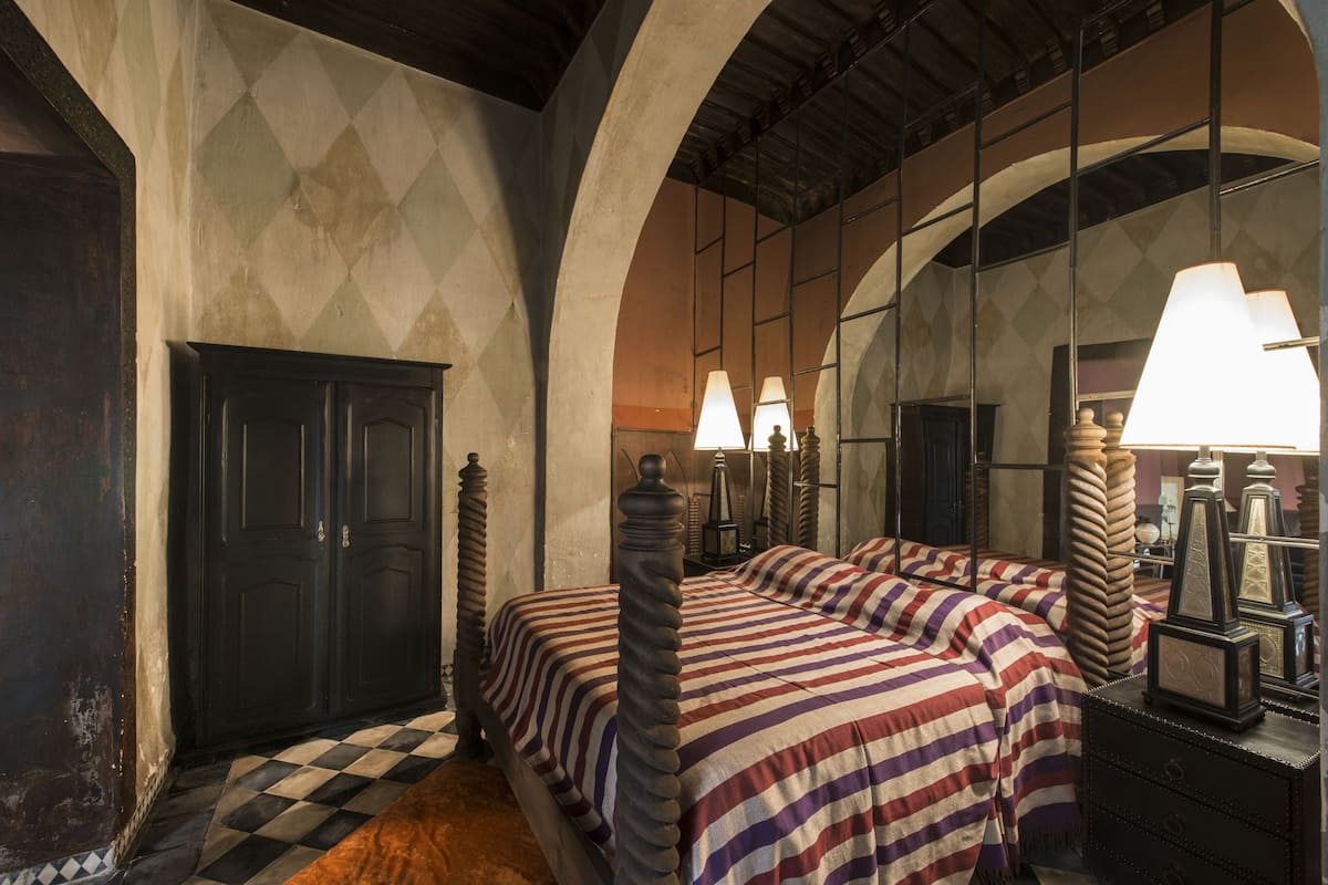 Suite (Mirrors) | 1 bedroom, Frette Italian sheets, premium bedding, pillowtop beds