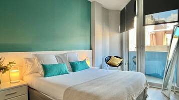 Apartment, 2 Bedrooms (Carrer de Bilbao 11) | In-room safe, iron/ironing board, free WiFi, bed sheets