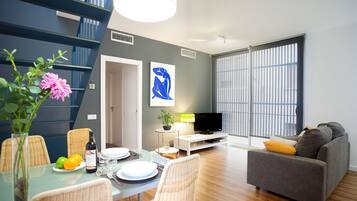 Apartment, 2 Bedrooms, Terrace (Carrer de Bilbao 11) | Living room | 32-inch flat-screen TV with satellite channels, TV, DVD player