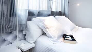 Apartment, 2 Bedrooms (Annex Building C. Galceran Marquet 8) | In-room safe, iron/ironing board, free WiFi, bed sheets