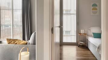 Apartment, 2 Bedrooms (Carrer de Bilbao 11) | In-room safe, iron/ironing board, free WiFi, bed sheets