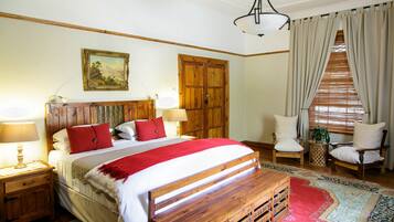 Comfort King Room | 1 makuuhuone, tallelokero huoneessa, yksilöllisesti sisustettu