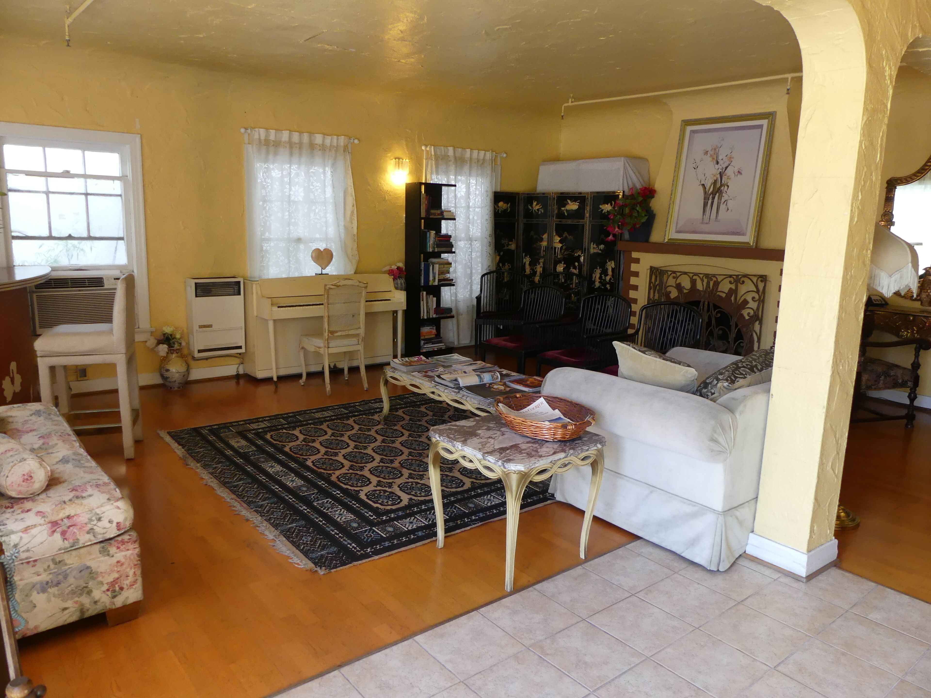 Photo - Hotel del Flores