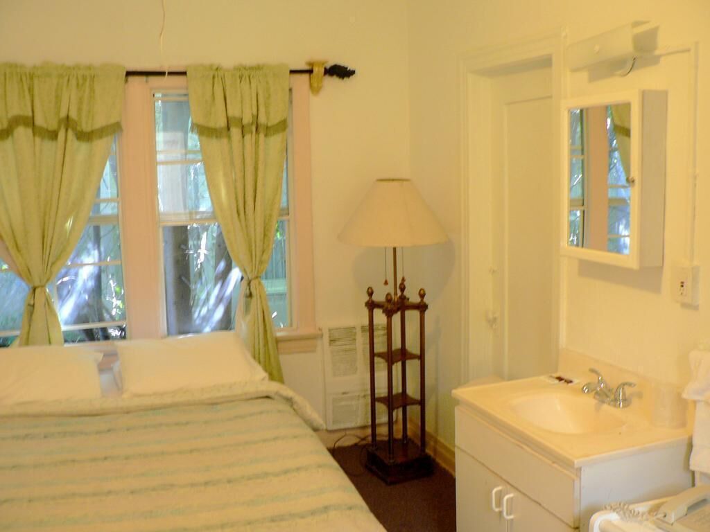 Photo - Hotel del Flores