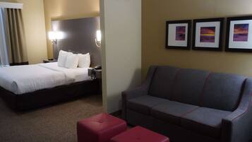 Suite, 1 King Bed with Sofa bed, Accessible, Non Smoking | Desk, iron/ironing board, rollaway beds, free WiFi