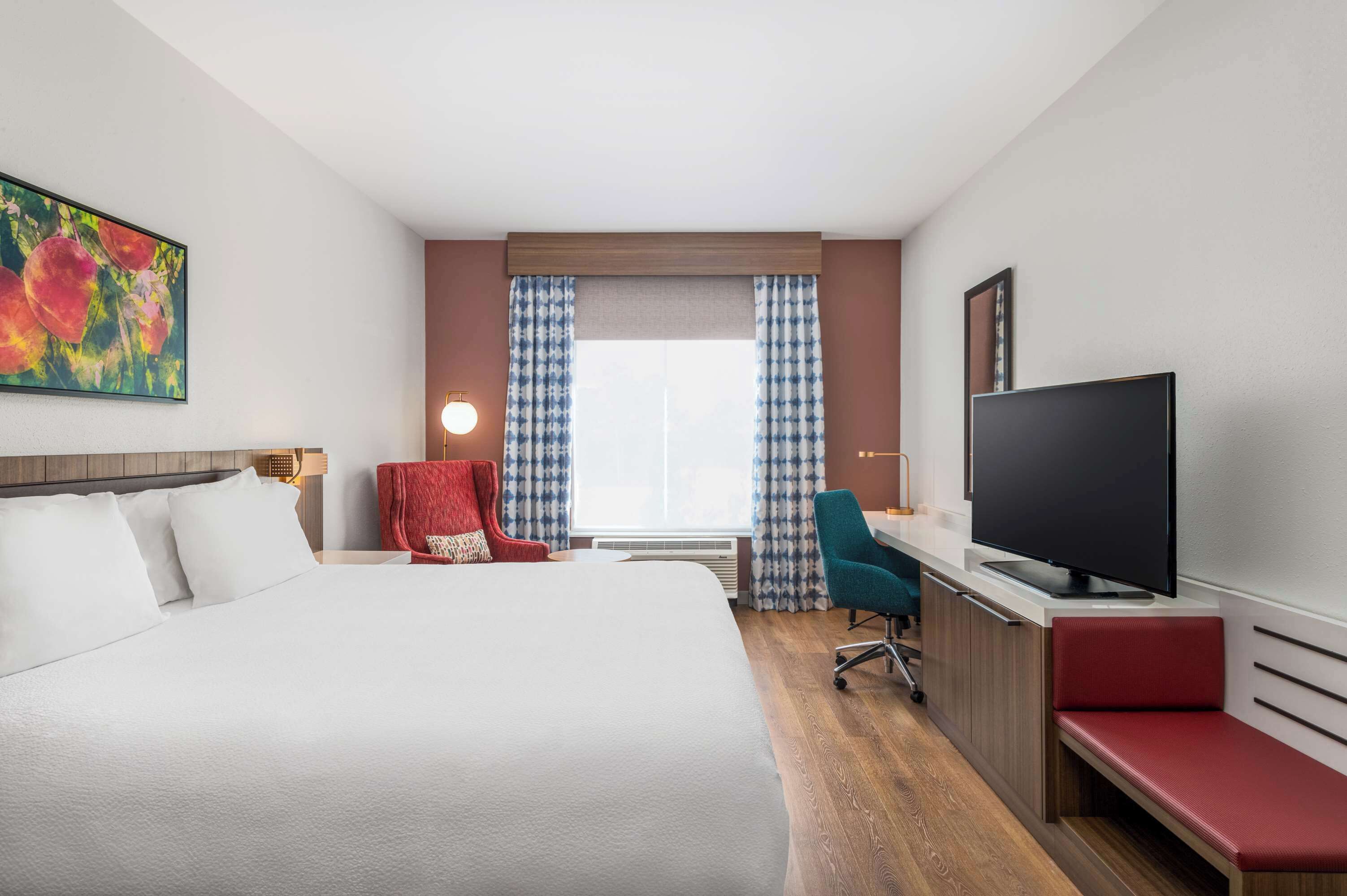 room | premium bedding, in-room safe, cots/infant beds, rollaway beds