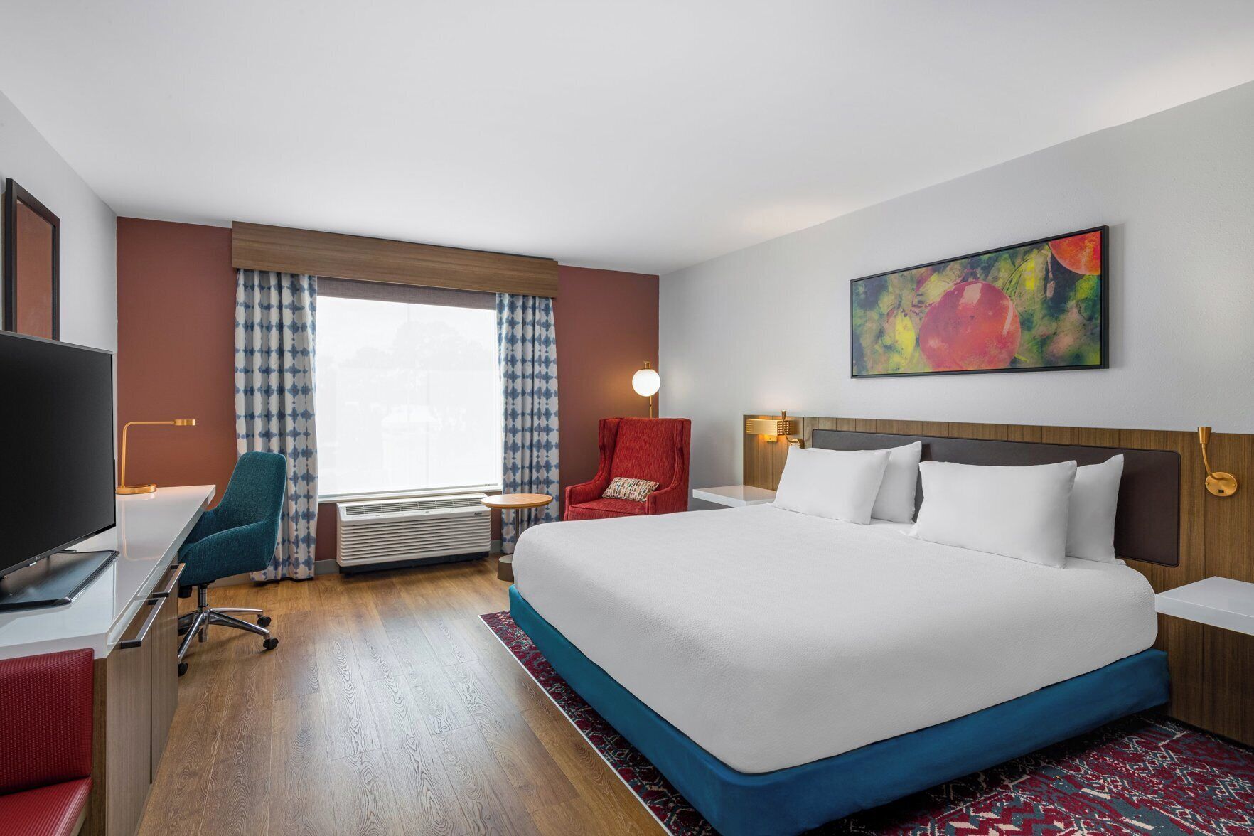 Premium bedding, in-room safe, cots/infant beds, rollaway beds