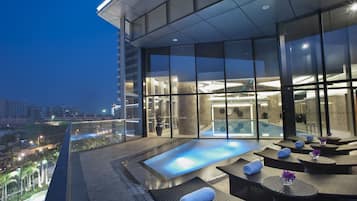 Indoor pool, outdoor pool, open 7:00 AM to 9:00 PM, pool umbrellas