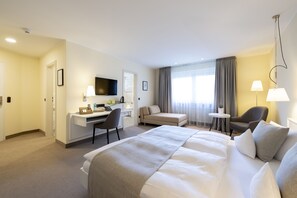 Chambre Double Premium | Literie hypoallergénique, couette en duvet d'oie