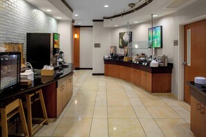 Petit déjeuner continental compris tous les jours