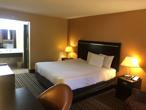 Nendels Inn & Suites