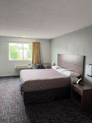 Chambre Standard, 1 très grand lit, non-fumeurs | Bureau, Wi-Fi gratuit, draps fournis