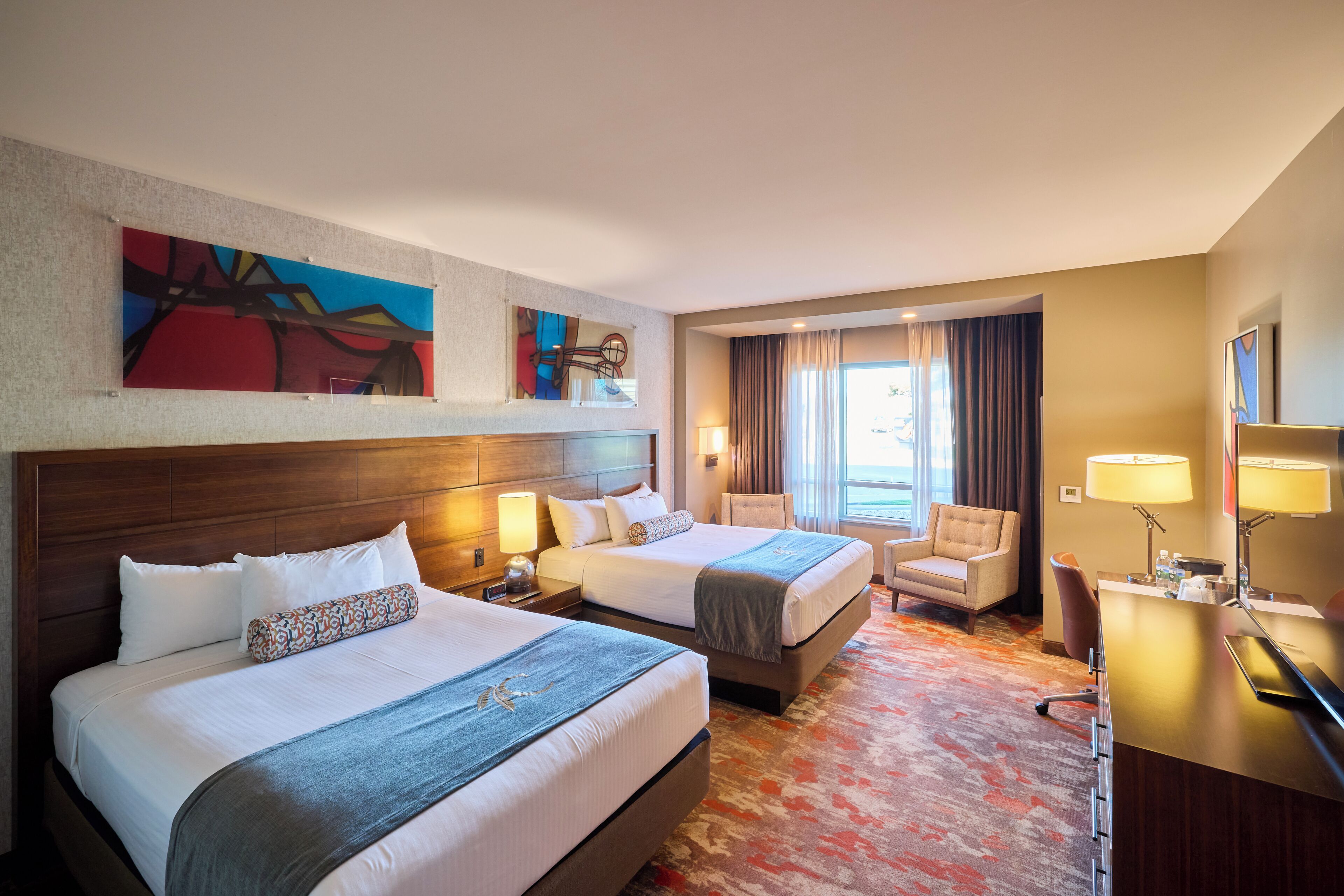 Deluxe Room, 2 Queen Beds, Mobility Accessible, Non Smoking (Hearing Accessible, Tub w Grab Bars)